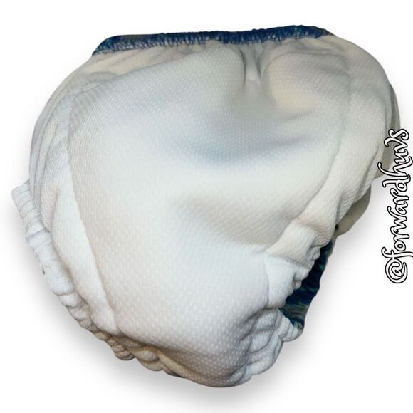 Bundle Sale 3 for $15 | i Play 12 month Diaper | 18-22 lbs UPF 50+ - Picture 6 of 7